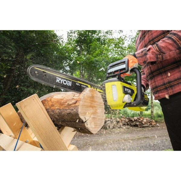 Ryobi RY36CSX40A-160 36V Li-Ion Accu Kettingzaag Set (1x 6.0Ah) - 40cm - Detailed view of the product