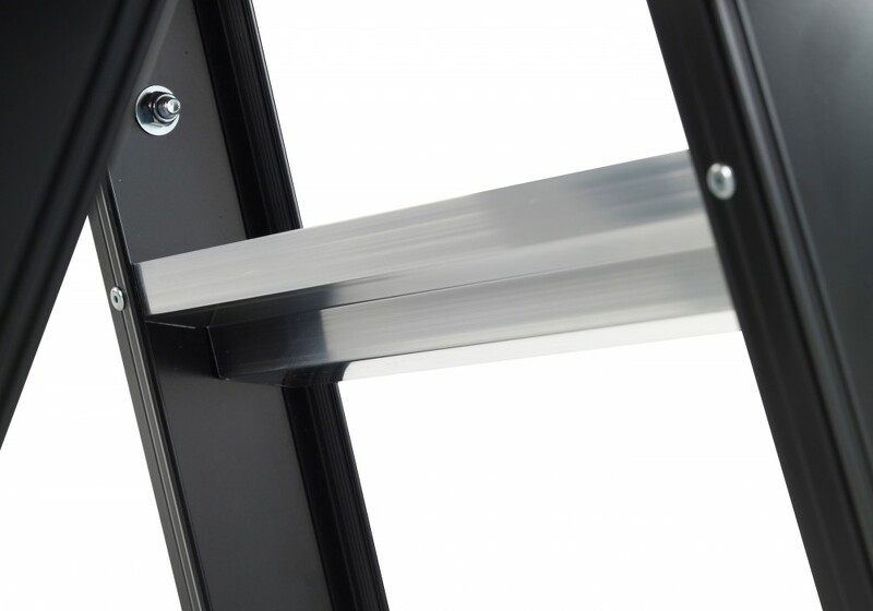 Altrex Taurus TDO 2 Dubbele Trap - Aluminium Met Coating - 2 X 2 Treden - Max. Werkhoogte 2,5m - Detailed view of the product