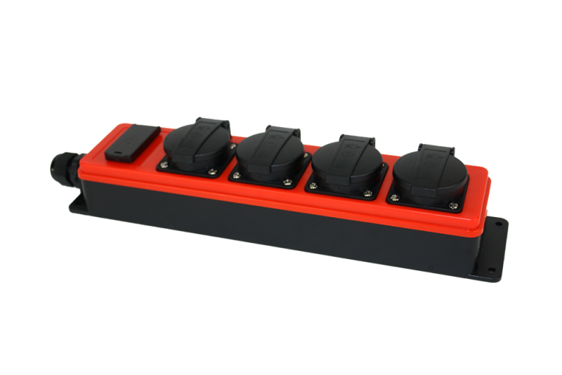QwattPRO 2014007 SocketMaster Verdeelblok Zonder Kabel + USB - IP44 - Detailed view of the product