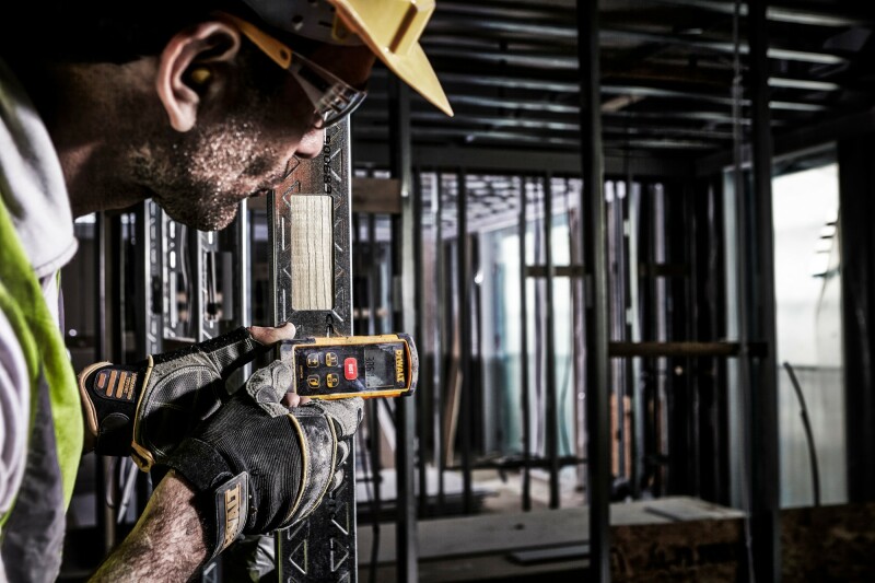 DeWALT DW03050 Afstandsmeter In Tas - 50m - Detailed view of the product