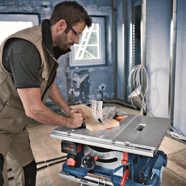 Bosch GTS 18V-216 18V Li-Ion Accu BiTurbo Tafelcirkelzaag - 216mm - Koolborstelloos - Detailed view of the product