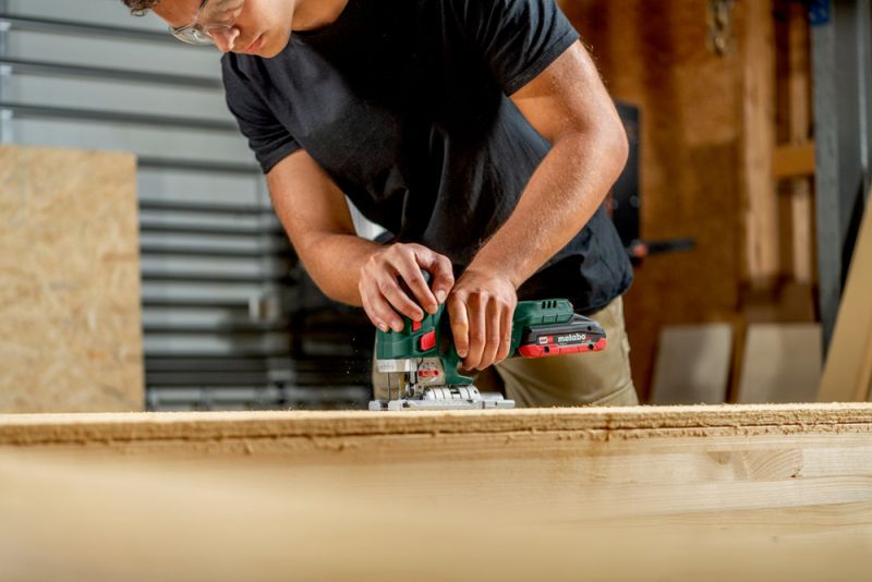 Metabo STA 18 LTX 150 BL 18V Li-ion Accu Decoupeerzaag Body In MetaBox - T-greep - Detailed view of the product