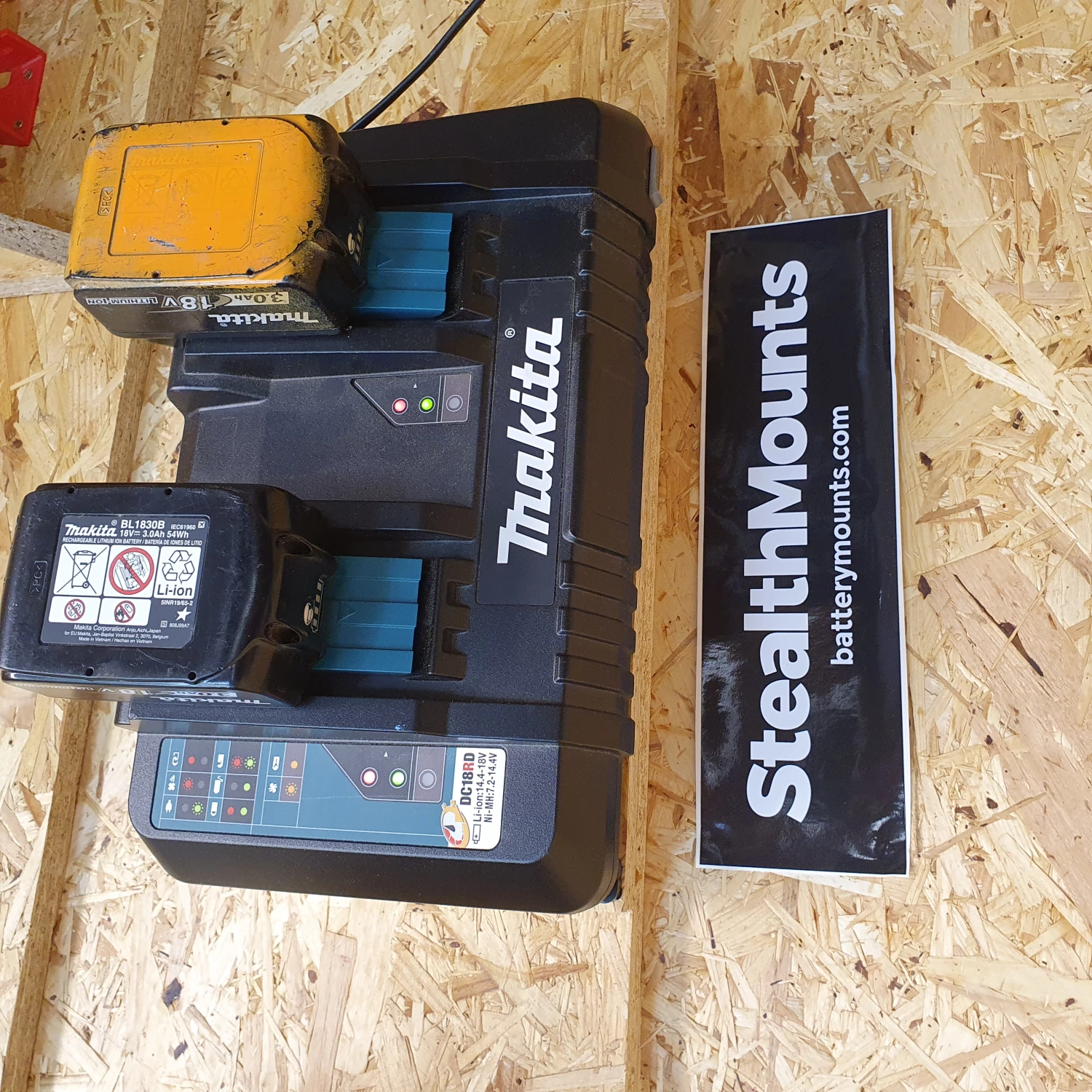 StealthMounts CMC-MK-B Opladerhouder Voor Makita 18V LXT Duolader - Zwart - 2-pack thumbnail 4