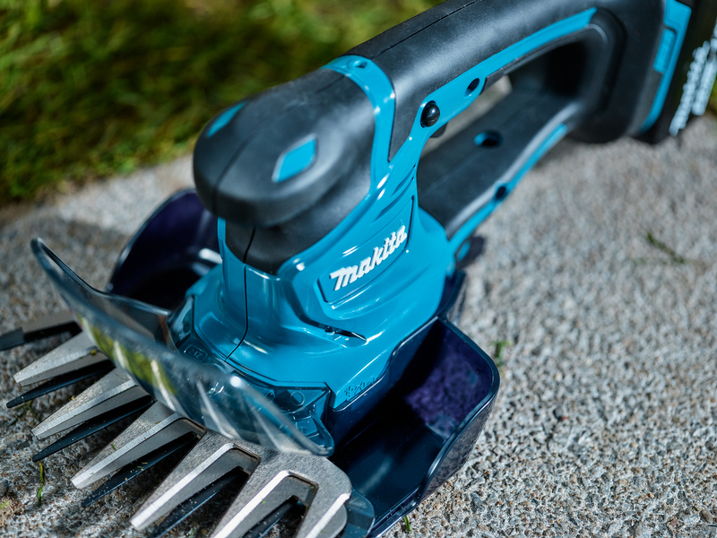 Makita DUM604ZX 18V Li-Ion Accu Gras- En Heggenschaar Body - 160mm - Detailed view of the product