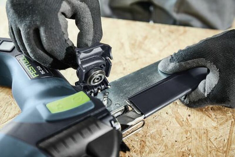 Festool ISC 240 EB-Basic 18V Li-Ion Accu Isolatiezaagmachine Body In Systainer - 240mm - Detailed view of the product