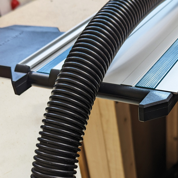 StealthMounts TSS-L-MK-1 XL Baanzaagvierkant Voor Makita Geleiderails - 90 Graden - Detailed view of the product