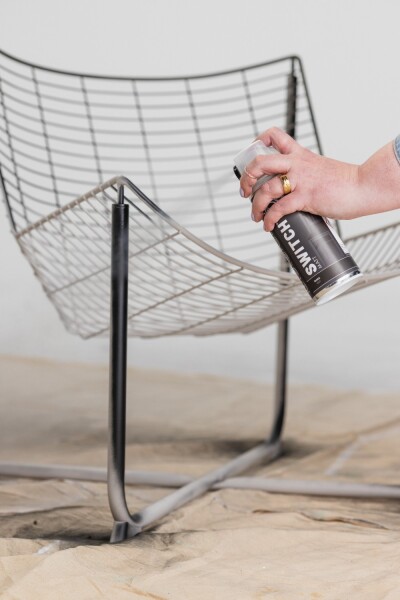 Rust-Oleum Switch Spuitlak - Mat Zwart - 400ml - Detailed view of the product