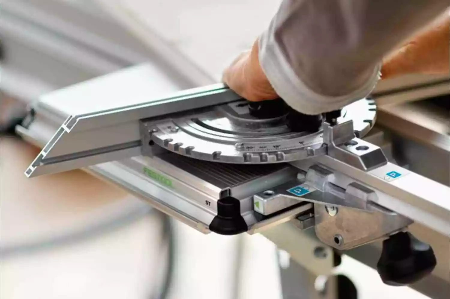 Festool PRECISIO CS 50 EBG-FLR Trek-/afkortzaagmachine - 1200W - 190mm thumbnail 3