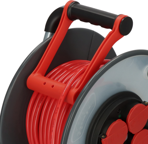 Brennenstuhl Professional SC 3110 SteelCore Kabelhaspel H07BQ-F 3G1,5 - IP44 - 33m - Rood - Detailed view of the product
