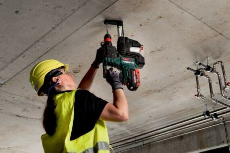 Metabo KH 18 LTX BL 28 Q Set ISA 18V Li-ion Accu Combihamer Set (2x 5.5Ah LiHD Accu) In MetaBOX - Detailed view of the product