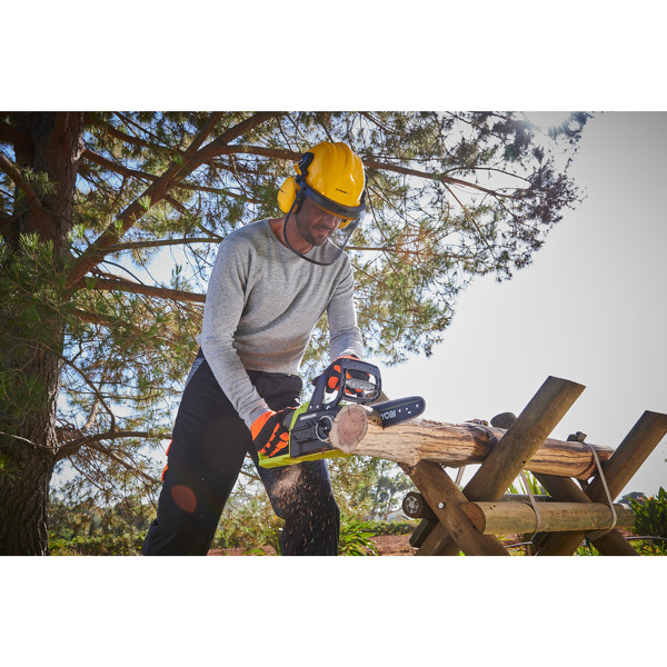 Ryobi RCS1830-140B One+ 18V Li-Ion Accu Kettingzaag Set (1x 4.0Ah) - 30cm - Detailed view of the product