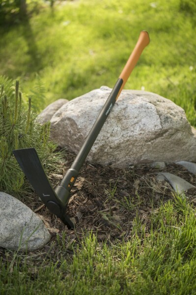 Fiskars 1020166 IsoCore Pikhouweel - Detailed view of the product