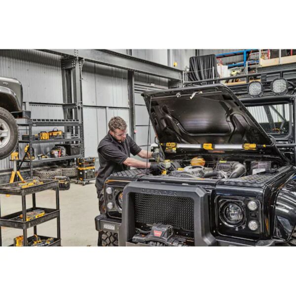 DeWALT DCL045-XJ 12V / 18V Li-ion XR Accu Lichtbalk Body - 1800Lm - Detailed view of the product
