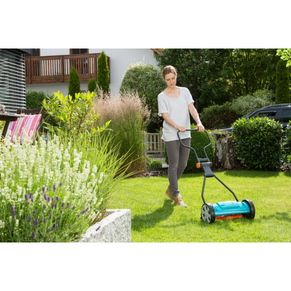 Gardena 04027-20 Classic Grasmaaier - 33cm - Detailed view of the product
