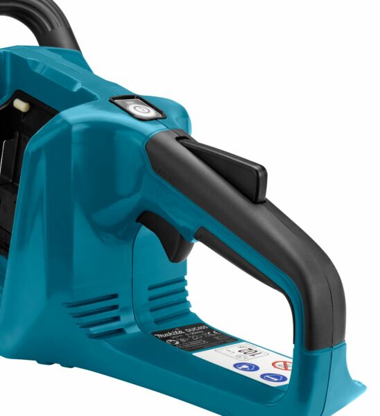 Makita DUC405Z LXT 2x18V Li-Ion Accu Kettingzaag Body - 40cm - Detailed view of the product