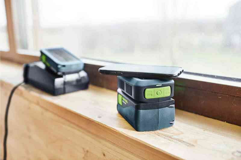 Festool PHC 18 18V Li-Ion Accu USB Adapter - Telefoon Oplader - Detailed view of the product