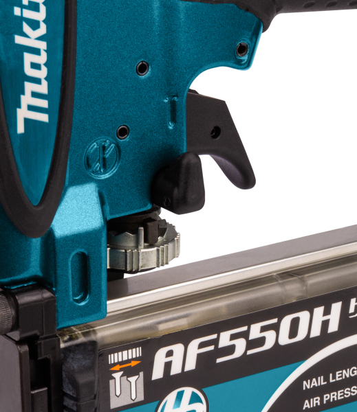Makita AF550H High Pressure Afwerk Tacker In Koffer - 15-55mm - 9,8-22,6 Bar - Detailed view of the product
