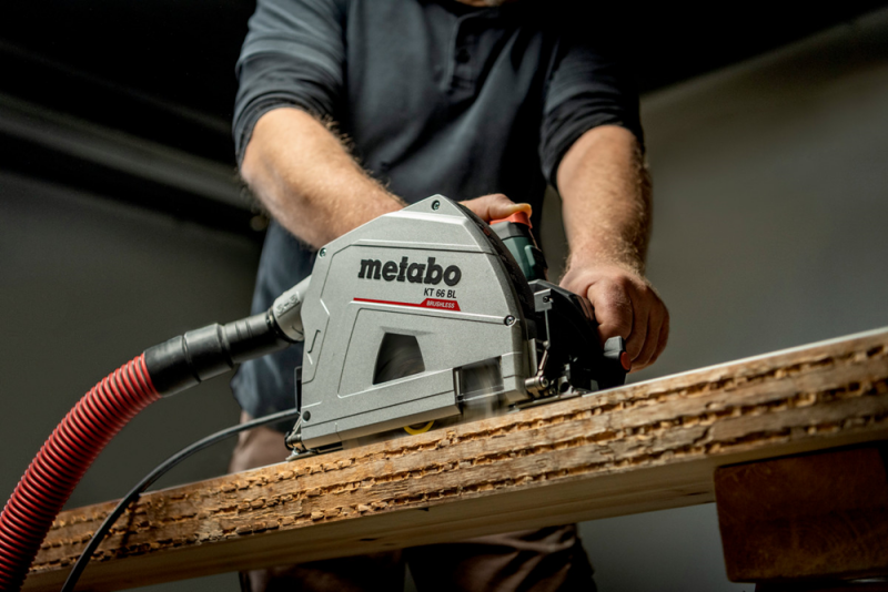 Metabo KT 66 BL Invalcirkelzaag In MetaBox Incl. FS 160 (1600mm) Geleiderail - 1200W - 165mm - Detailed view of the product