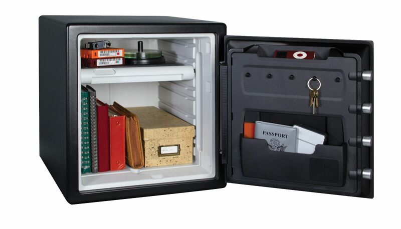 Master Lock LFW123FTC Gecertificeerde Kluis - Brand- En Waterwerend - Elektronisch Codeslot - Detailed view of the product