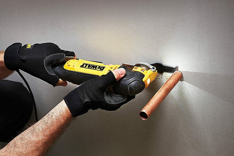 DeWALT DWE315KT Multitool + 37 Delige Accessoiresset In TSTAK - 300W - Detailed view of the product