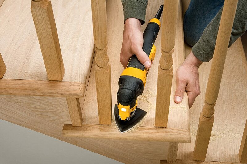 DeWALT DWE315KT Multitool + 37 Delige Accessoiresset In TSTAK - 300W - Detailed view of the product