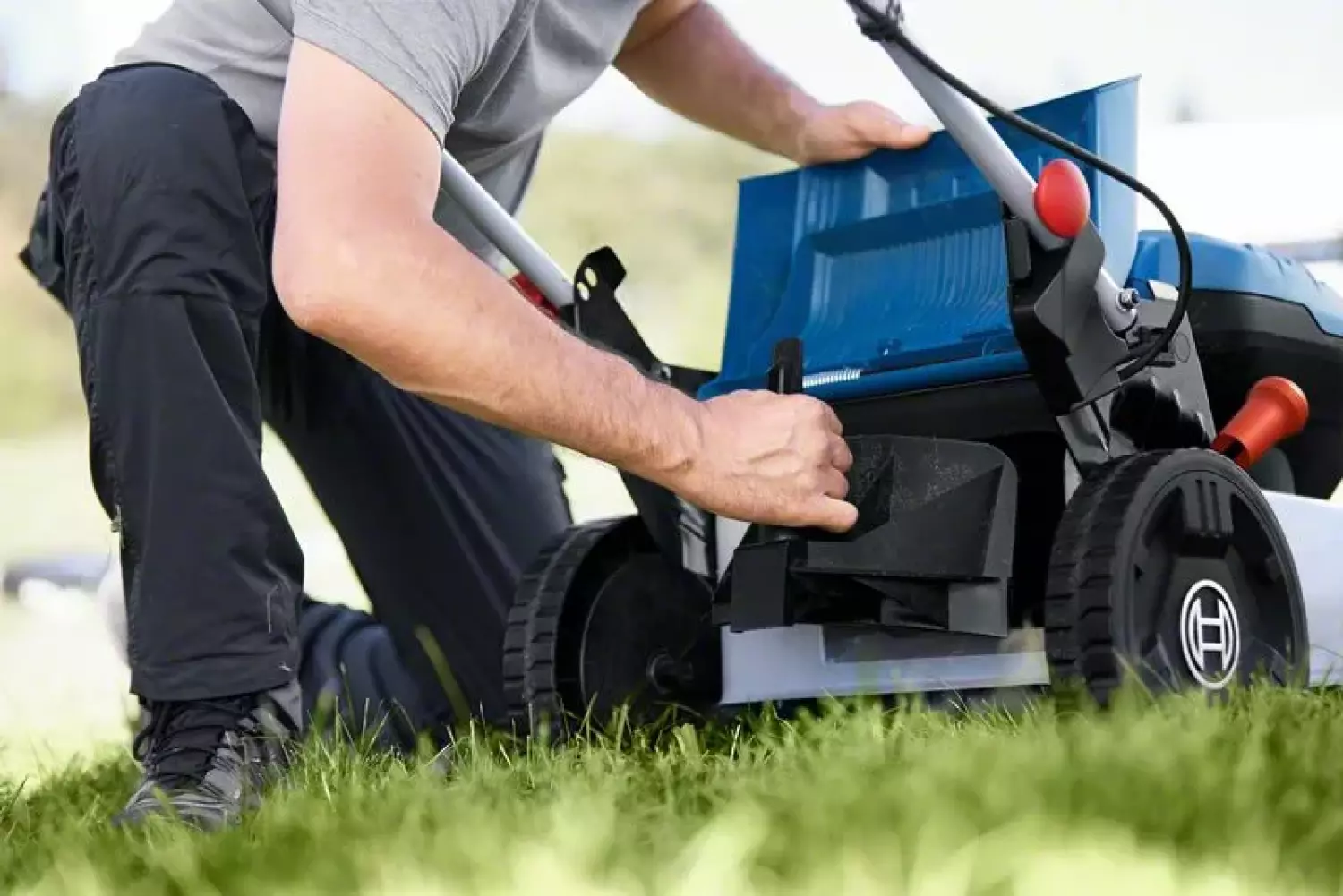 Bosch GRA 18V2-46 36V (2x 18V) Accu Grasmaaier Body - 46 Cm thumbnail 3