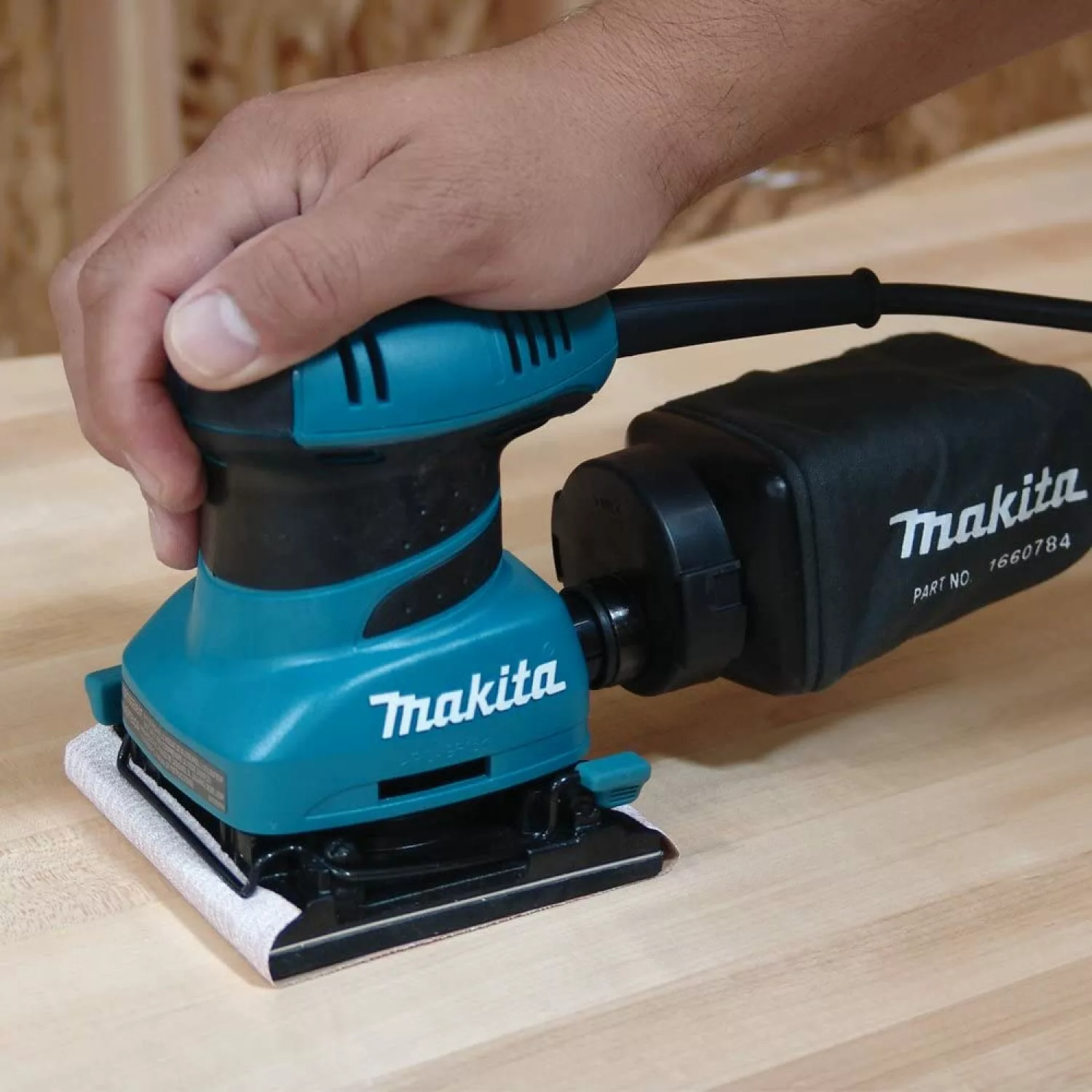 Makita BO4556K Vlakschuurmachine In Koffer - 200W - 112 X 102mm thumbnail 4