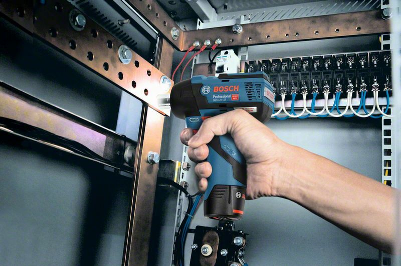 Bosch GDS 12V-115 12V Li-ion Accu Draaislagmoeraanzetter Set (2x 3.0Ah Accu) In L-Boxx - 115Nm - 3/8"- Koolborstelloos - Detailed view of the product
