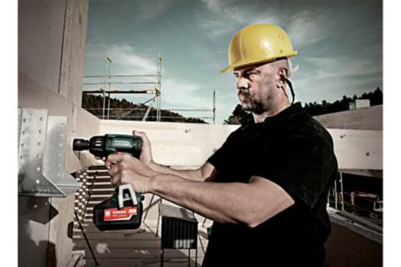 Metabo SSW 18 LTX 400 BL 18V Li-Ion Accu Slagmoersleutel Set (2x 5.2Ah Li-Power Accu) In MetaBOX - 400Nm - 1/2"- Koolborstelloos - Detailed view of the product