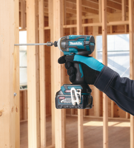 Makita TD004GZ 40V Max Li-ion Accu Slagschroevendraaier Body - 230Nm - Detailed view of the product