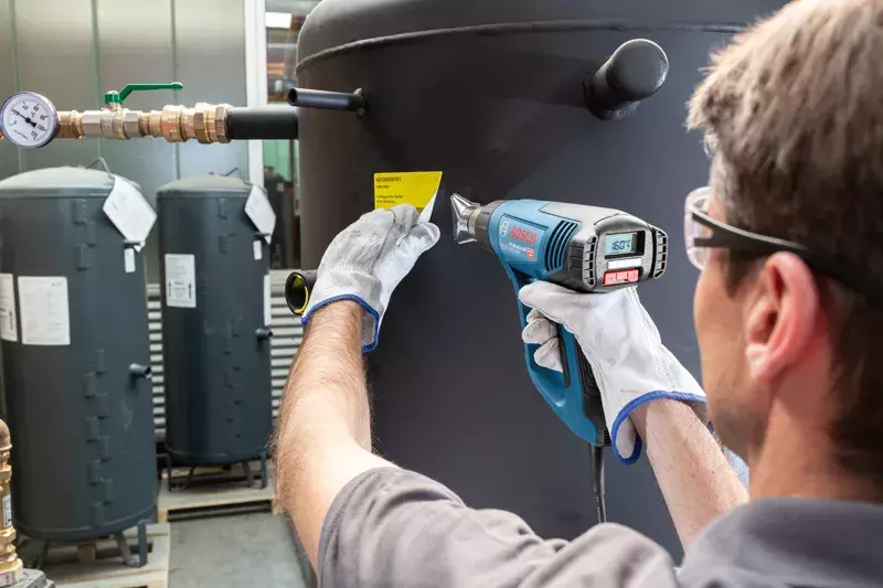 Bosch GHG 23-66 Heteluchtpistool Inclusief Accessoires In L-Boxx - Detailed view of the product