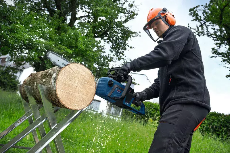 Bosch GKE 18V-40 18V Li-Ion Accu Kettingzaag Body - 36cm - Detailed view of the product