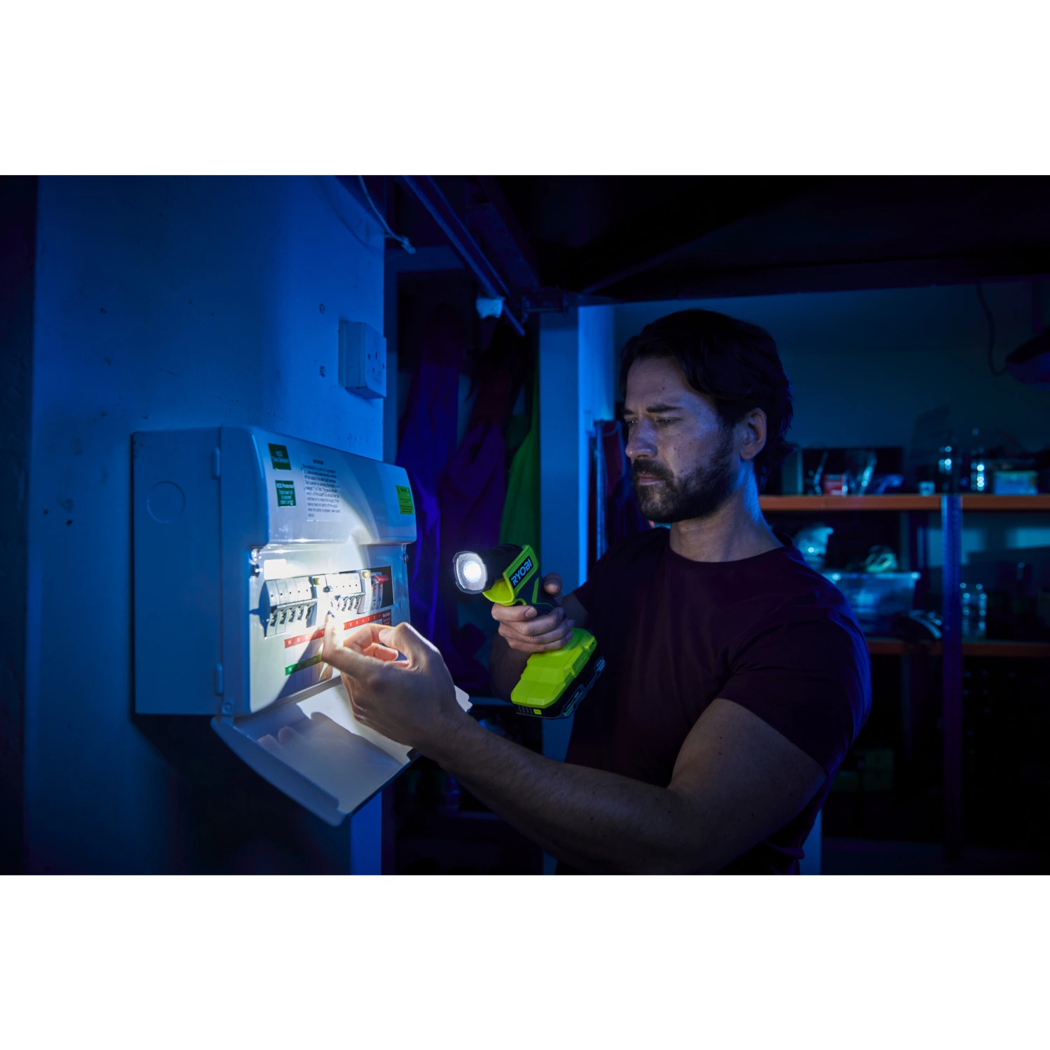 Ryobi RLF18-0 One+ 18V Accu Zaklamp Body - 280lm thumbnail 2