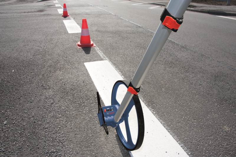 Bosch GWM 32 Digitale Meetwiel - 318,5mm - Detailed view of the product