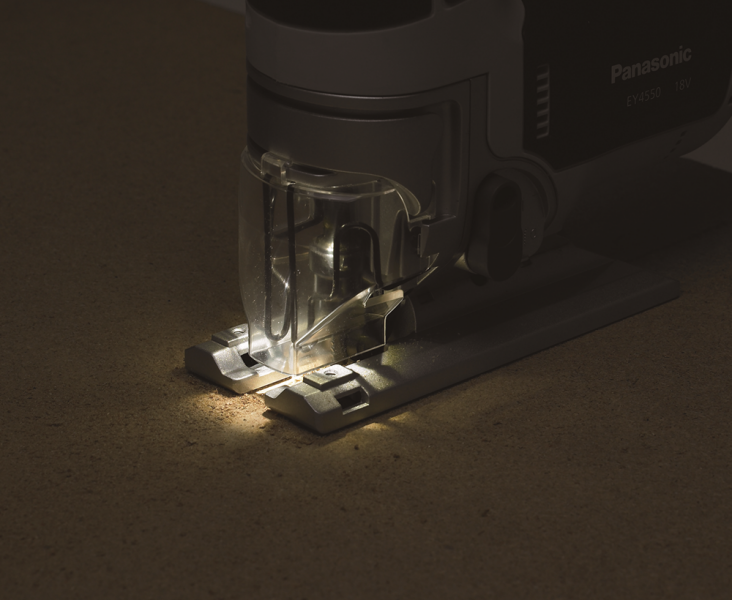 Panasonic EY4550X 18V Li-Ion Accu Decoupeerzaag Body - D-greep - Variabel - Detailed view of the product