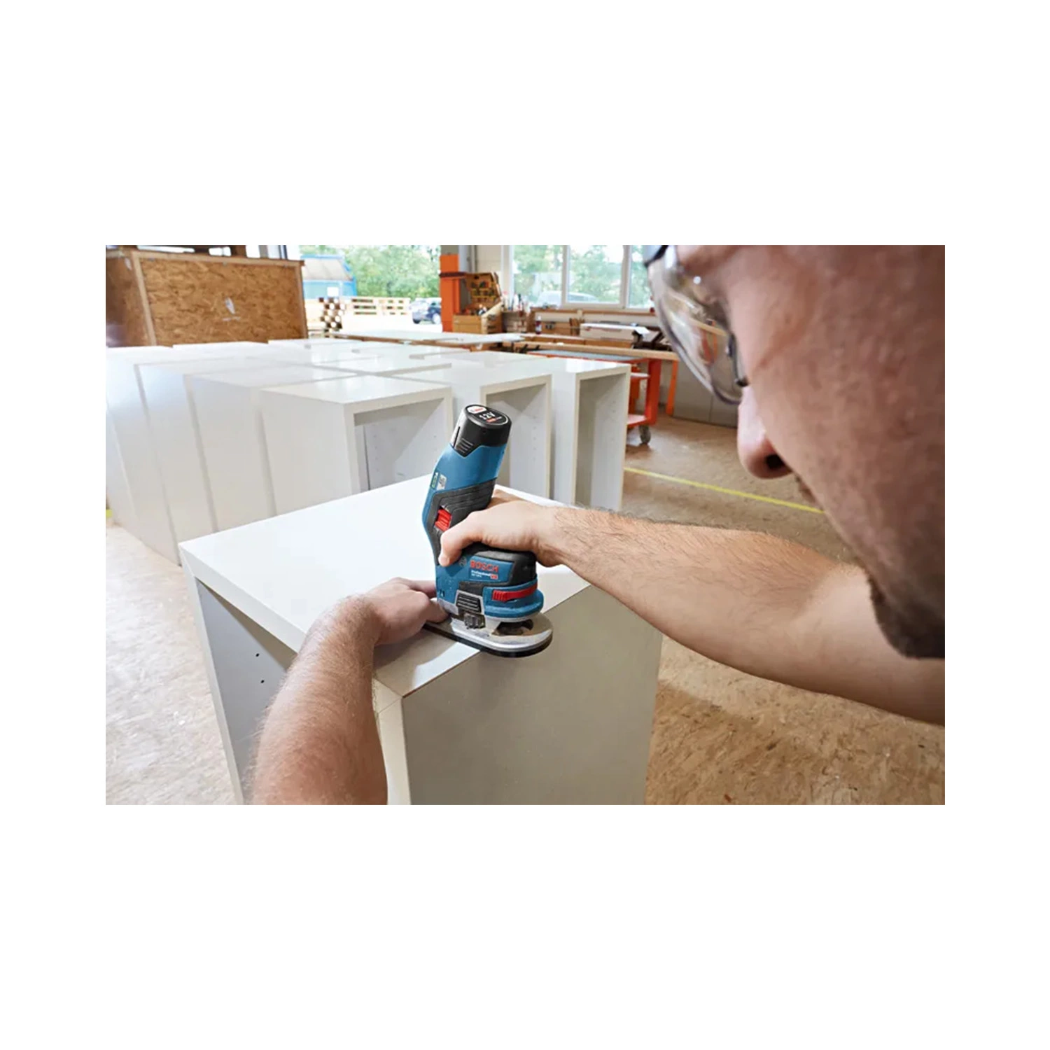 Bosch GKF 12V-8 SOLO 12V Li-Ion Accu Kantenfrees Body thumbnail 2