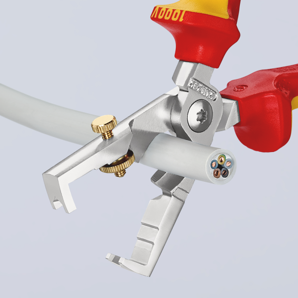 Knipex 13 66 180 StriX VDE Afstriptang Met Kabelschaar - 180mm - Detailed view of the product