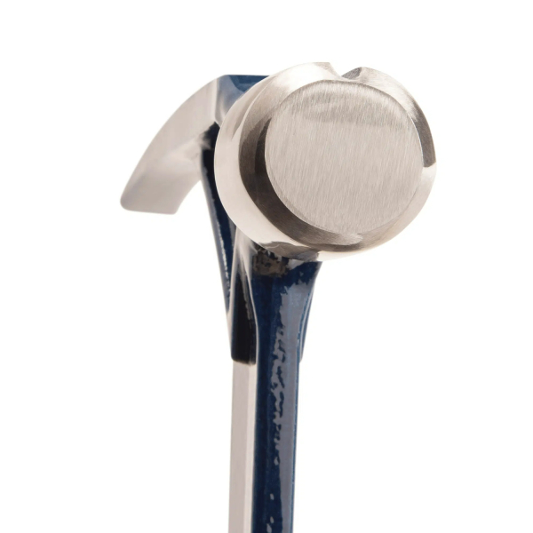 Estwing Rechte Klauwhamer Ultra - Vinyl Blauwe Handgreep - 530 Gram Kopgewicht - Detailed view of the product