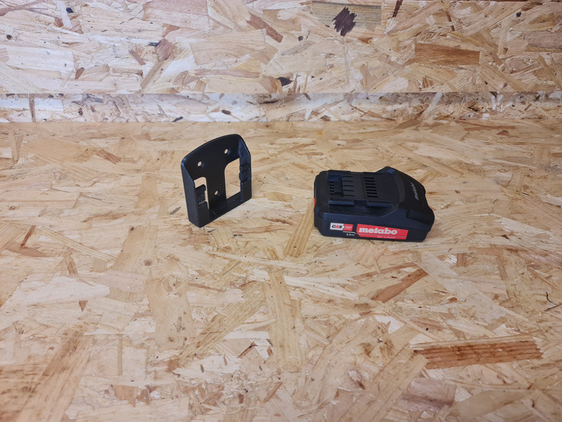 StealthMounts BM-CAS18-BLK-6 Accuhouder Voor CAS Accu's - Zwart - 6-pack - Detailed view of the product