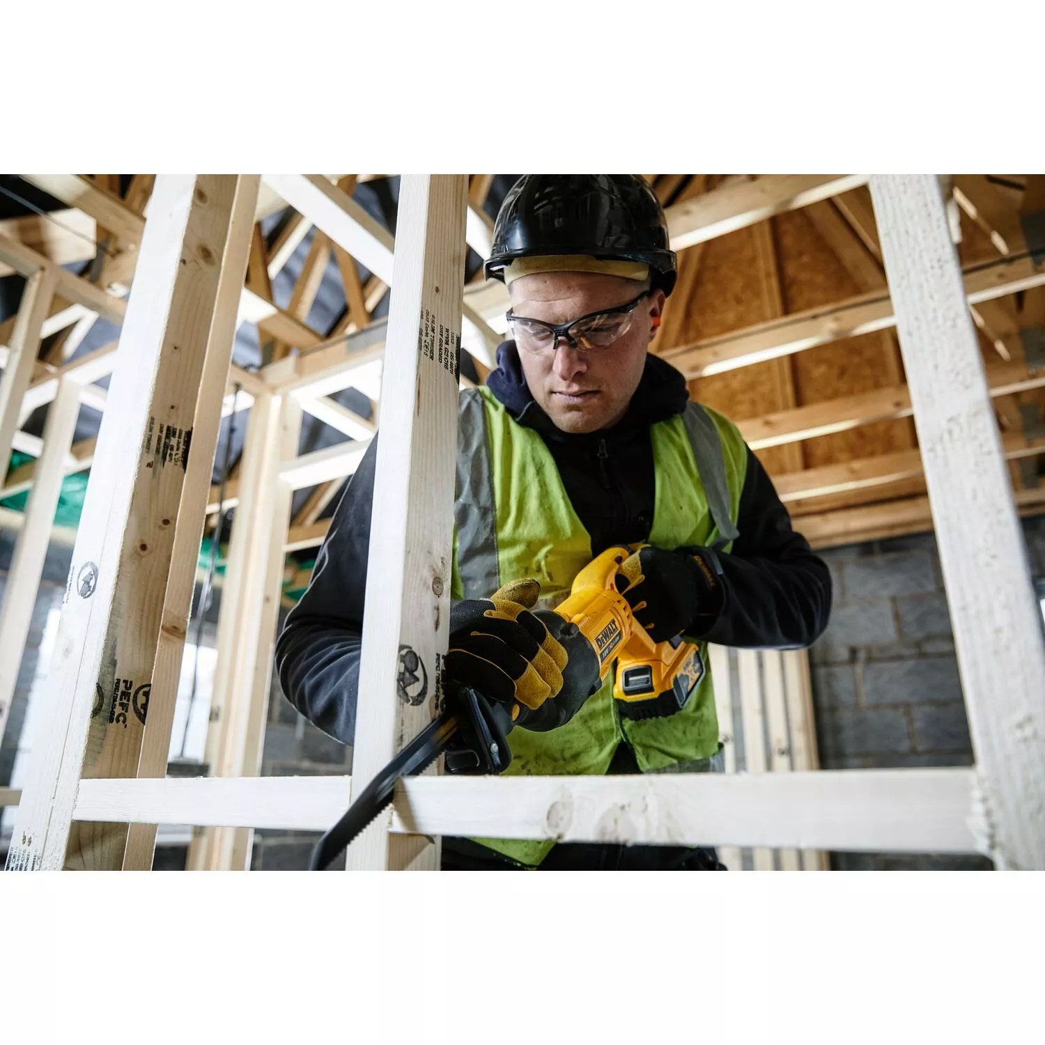 DeWALT DCS380N-XJ 18V Li-ion XR Accu Reciprozaag Body - Snelwissel thumbnail 3