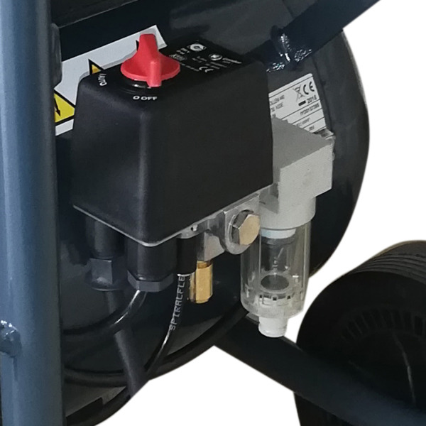 Contimac CM 340/8/20 WF Compressor - 2,5 PK - 8 Bar - 340 L/min - 20L - Detailed view of the product