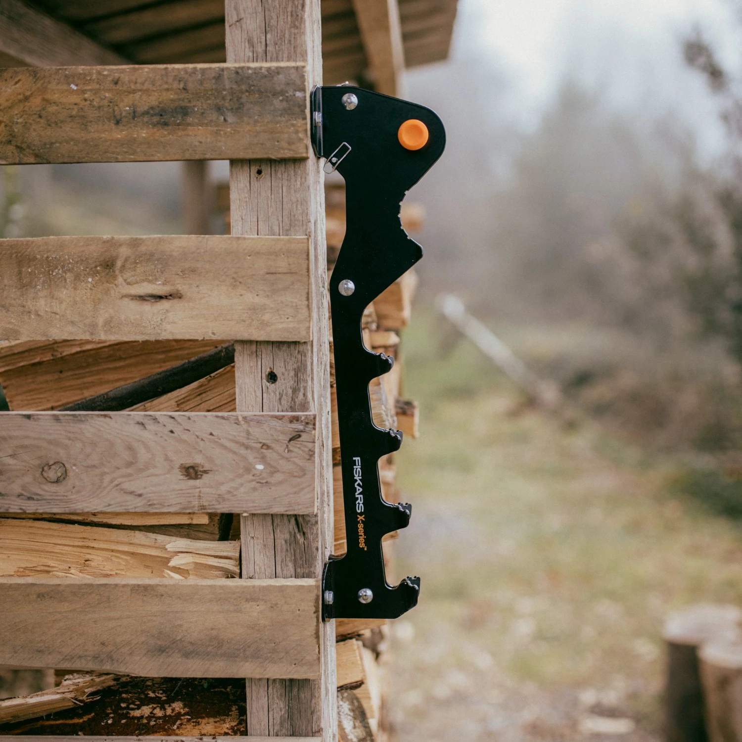 Fiskars 1079158 X-serie Wandklover Voor Aanmaakhout Montage - 475mm thumbnail 2