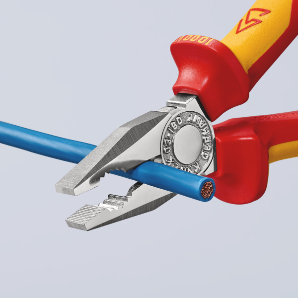 Knipex 306180 VDE Kracht Combinatietang - 180mm - Detailed view of the product