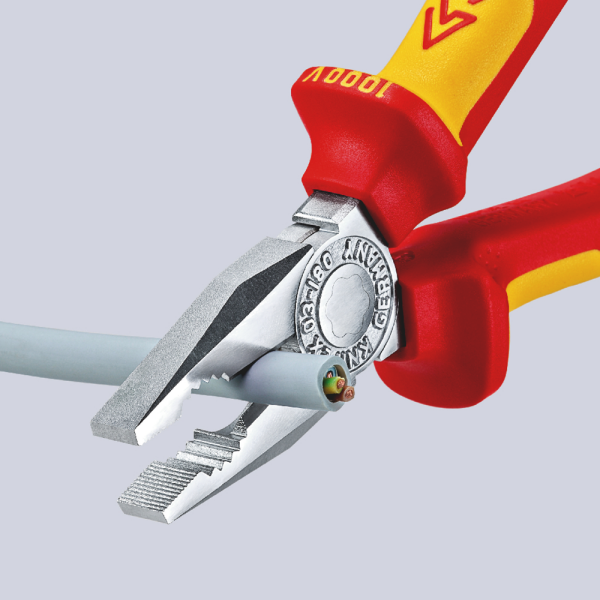 Knipex 306180 VDE Kracht Combinatietang - 180mm - Detailed view of the product