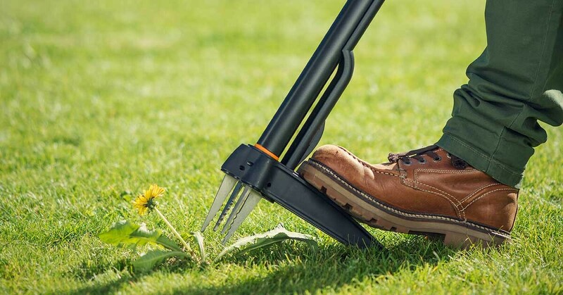 Fiskars 139950 Xact Onkruidsteker - Detailed view of the product
