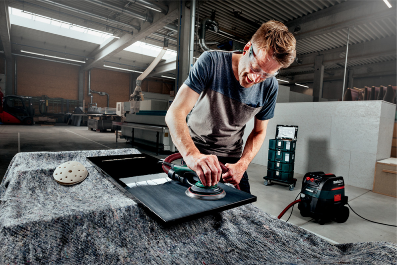 Metabo SXE 150-2.5 BL Excenterschuurmachine - 350W - 150mm - Variabel - Detailed view of the product