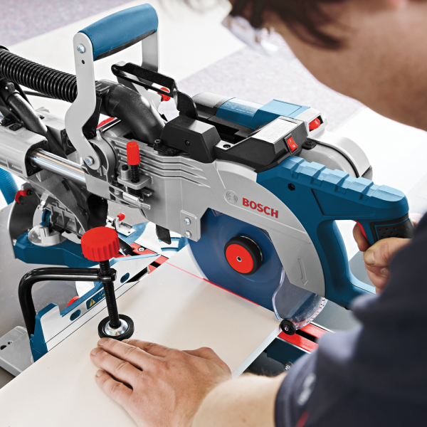 Bosch GCM 8 SDE Afkortzaag Met Laser - 1600W - 216 X 30mm - Detailed view of the product