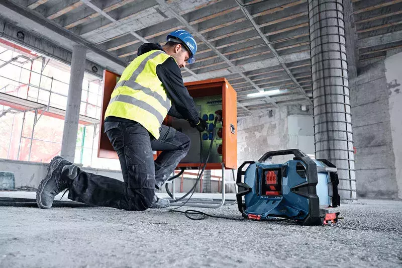 Bosch GPB 18VH-6 SRC 12V / 18V Accu Bouwradio (met Oplaadfunctie) - DAB+ - Bluetooth - Detailed view of the product