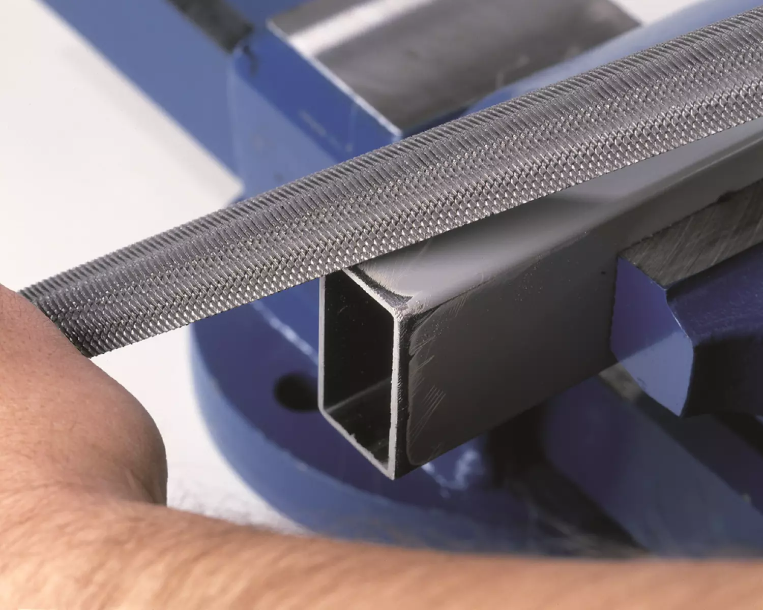 Bahco 1-210-08-3-2 Halfronde Vijl Met Ergonomisch Hecht - 18TPCM - 200mm thumbnail 2