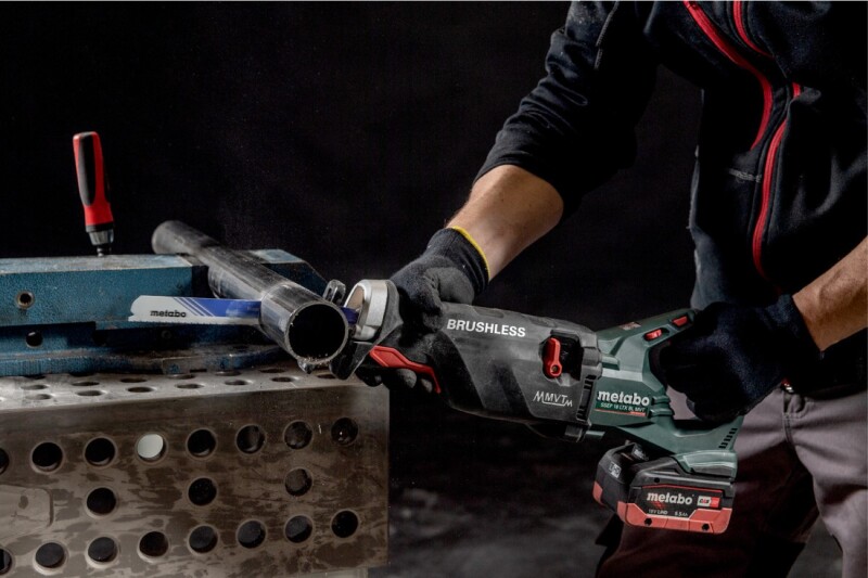 Metabo SSEP 18 LTX BL MVT 18V Li-ion Accu Reciprozaag Set (2x 8.0Ah LiHD Accu) In MetaBOX - Detailed view of the product
